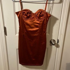 SPAHHETTI STRAP SATIN DRESS